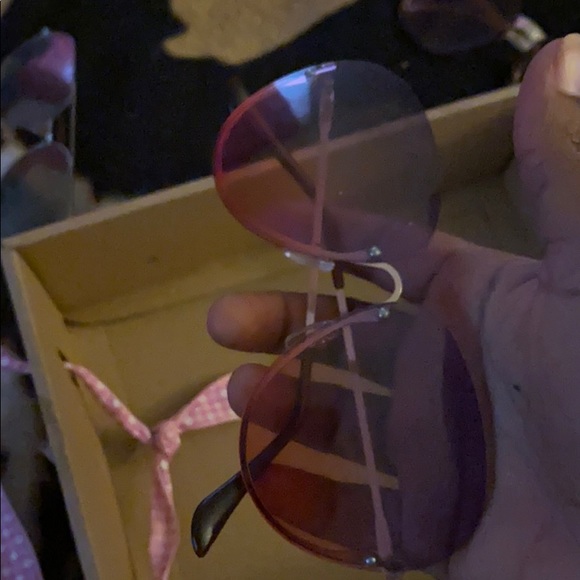 Shades - Picture 9 of 9